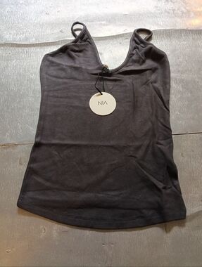 NIA NWT Woman's Deep Plunge Spaghetti Strap Tank Top Size Medium Smoke Gray